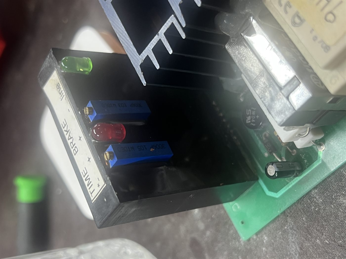 Industrial mixer DC brake controller with brake and time labels